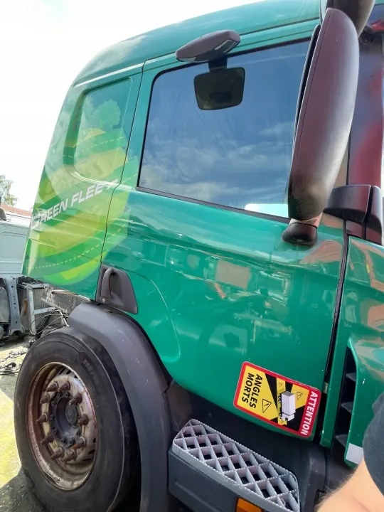 Scania P 450 komplett hytt - Begagnad OEM-kvalitet image 3