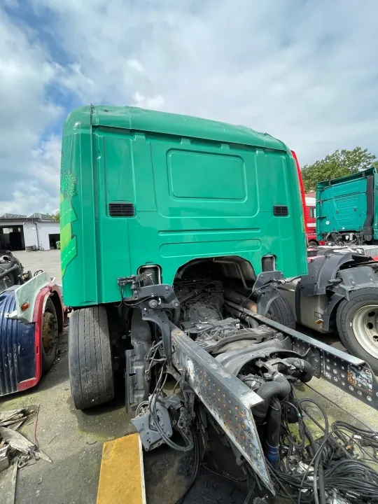 Scania P 450 komplett hytt - Begagnad OEM-kvalitet image 5