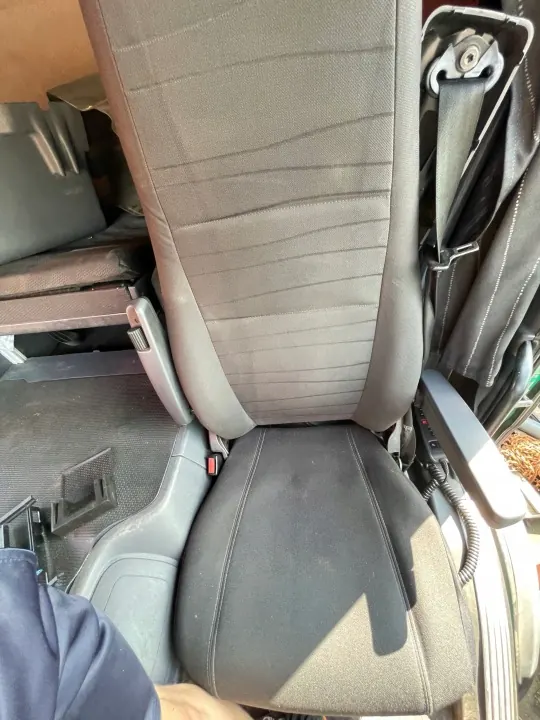 Scania P 450 komplett hytt - Begagnad OEM-kvalitet image 8