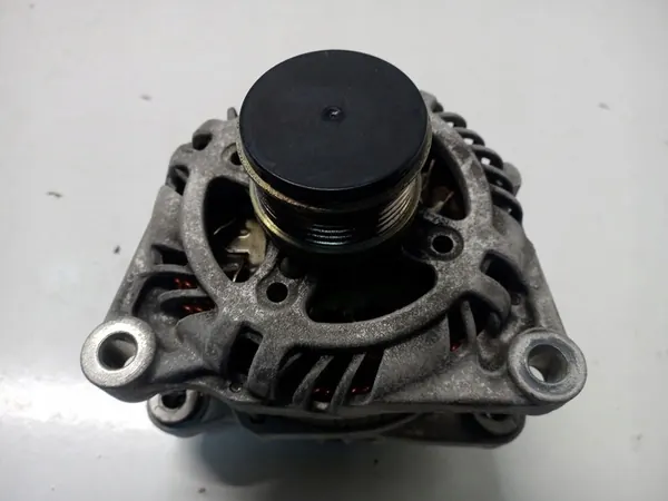 Vaihtovirtageneraattori 1.5 HDI Peugeot 3008 II image 4