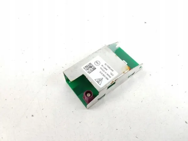 Antennivahvistin OEM 992035510 Porsche Taycanille image 2