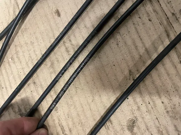 Cable apertura capó BMW Z4 E85 OEM 7068815 image 5