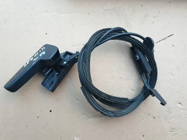 Poignée de capot OEM 5F0823531D pour Seat Leon III 2013- image 2
