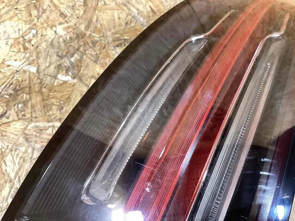 Porsche Cayenne III E3 2018 - Luz LED Izquierda 9Y0945095M image 4