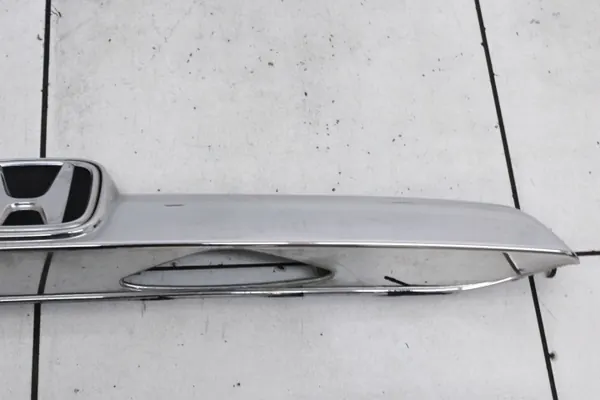 Honda CR-V III Tavaratilankansi Lista OEM TBS27154 image 3