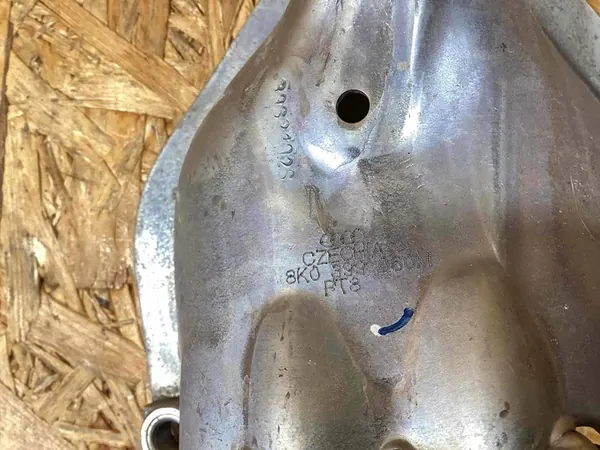 Porsche Macan (95B) 2022 Right Front Engine Mount image 4