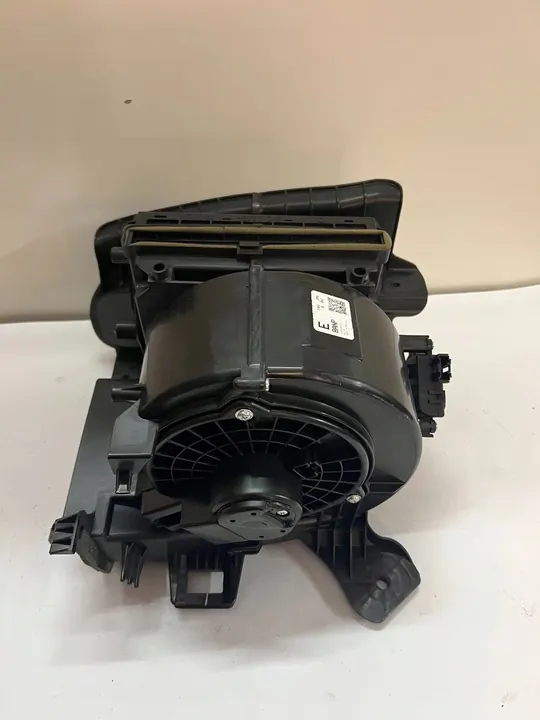 MAZDA 3 III BM 2014- 2.0 VÄRMEFLÄKT image 8