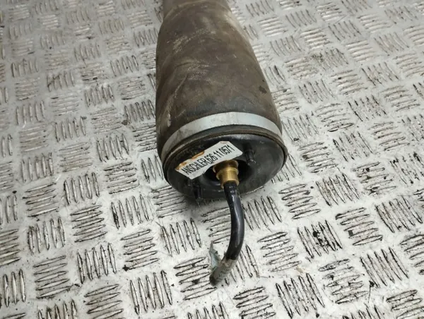 BMW X5 E53 Bakre luftfjädring OEM 626110571 image 4