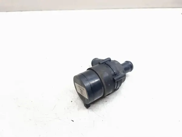 Pompe à eau BMW X5 E70 OEM 9021808 - Occasion image 3