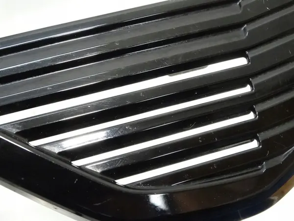 Rejilla Halógena Delantera Izquierda Peugeot 2008 II Lift OEM 9852663380 image 9