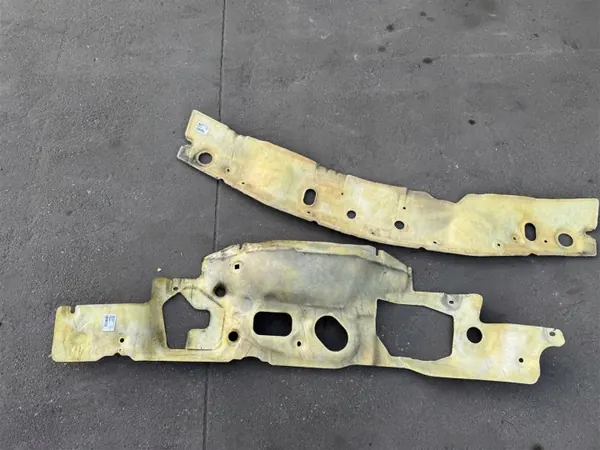 OEM 679005581R Engine Bulkhead Insulation Set Renault Master image 7