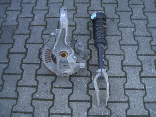 Jaguar F-Pace X761 Etujousi OEM HK83-3K185-BC image 3