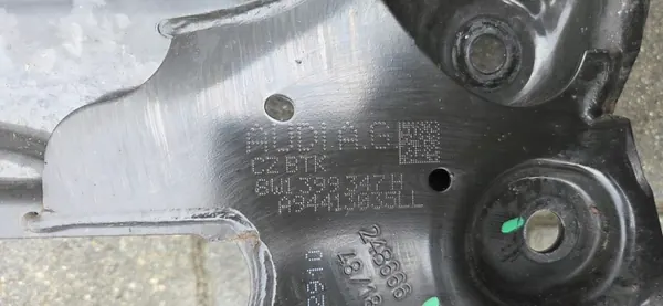 Audi A4 B9 framhjulsupphängningsbalk OEM 8W1399347H image 4