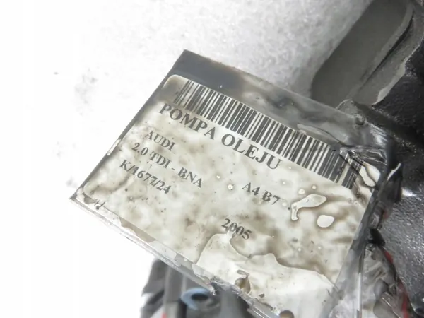 Audi A4 Balansaxel Olje Pump 2.0 TDI 03L103537 image 7