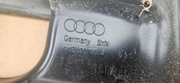 Audi E-tron 55 ilmastointikompressorin kiinnike OEM 4KE820196J image 3
