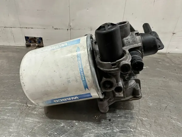 Válvula Secadora de Aire OEM K043830 Iveco Stralis image 4