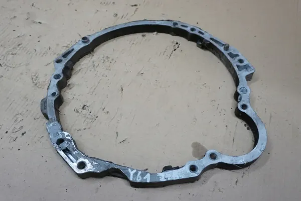 Brida de Caja Nissan Patrol Y61 OEM 000003 image 2