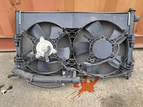 Conjunto dianteiro Citroen C-Crosser 2.2 HDI com radiadores e ventoinhas OEM image 3