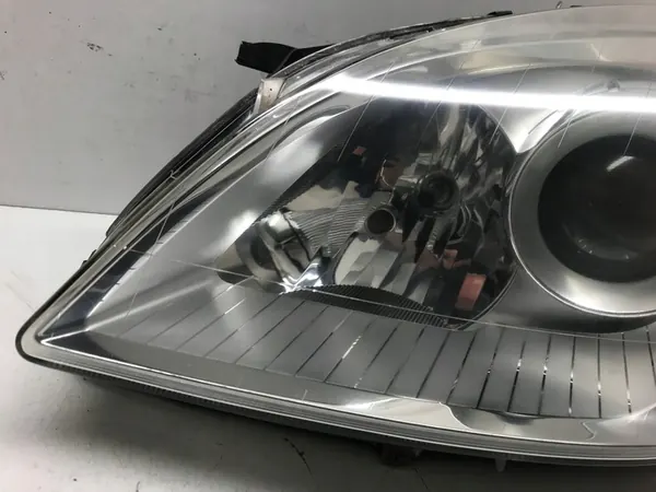 Linker Voorlicht Mercedes B-Klasse A1698201761 image 6