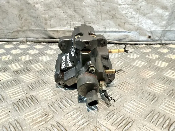 Insprutningspump OEM 0445010071 Ford Mondeo MK2 image 4