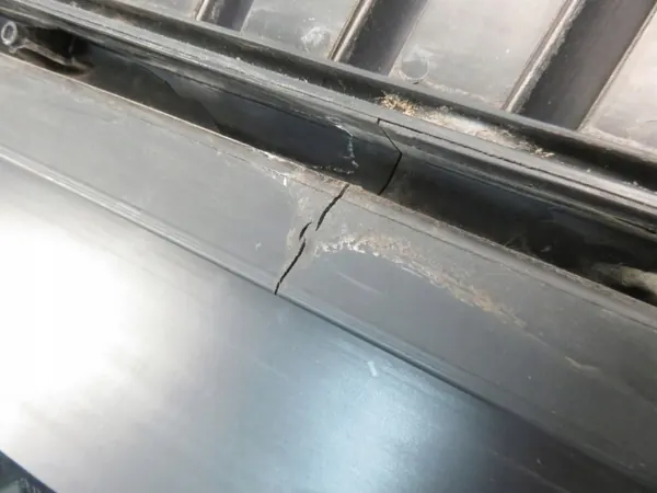 Karossglas OEM M978700 Höger Bak VW T4 image 3