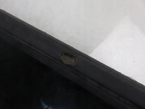 Karossglas OEM M978700 Höger Bak VW T4 image 5