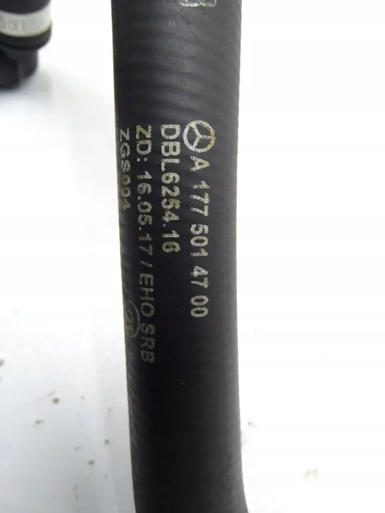 Durite d'eau OEM A1775014700 pour Mercedes Classe A image 9