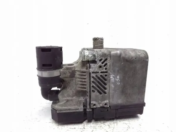 Mazda MPV 2005 Chauffage Webasto RF5G209AX image 2