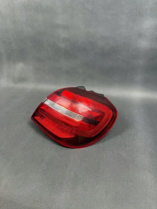 Juego de Lámparas Traseras Mercedes GLA W156 X156 A1569068400 A1569068300 image 5
