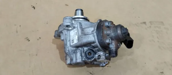 Pompe à injection Mercedes V-Class 2.0 CDI OEM A6540704401 image 3