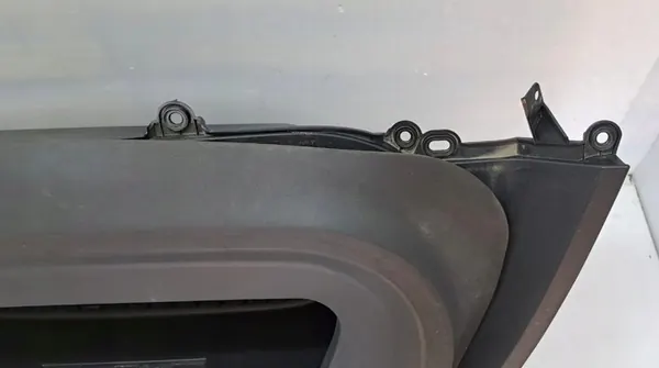 Tesla Y Forro de Porta-Malas Frontal Usado 1492606-00-E image 3