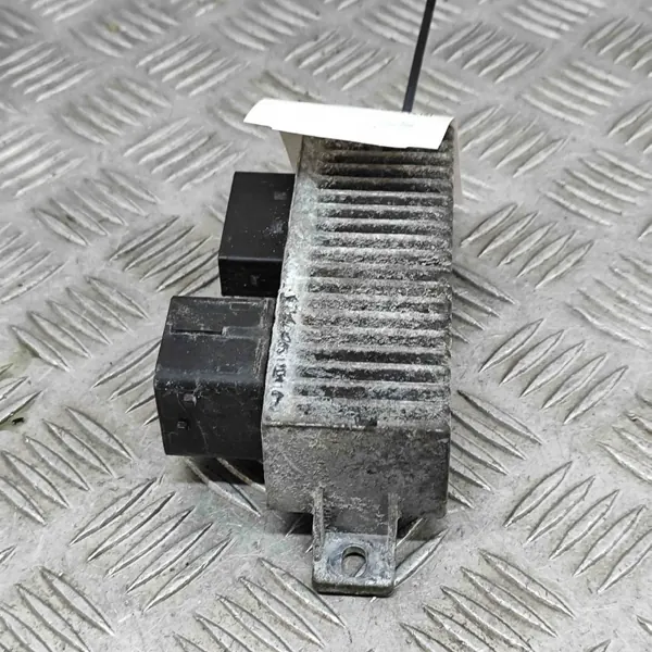 Vela de pré-aquecimento OEM 271206395R Renault Master III image 2