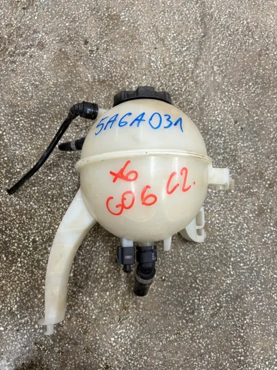 Niveaubehälter BMW X5 G05 3.0D 340 PS OEM 5A6A031 image 2