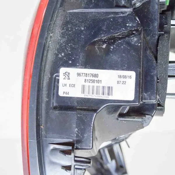 Vänster Bakljus Peugeot 308 II 1.6L 2016 OEM 81250101 image 6