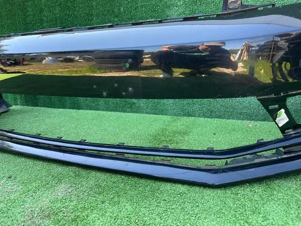 Paraurti anteriore Volkswagen Jetta VI Lift 5C6807217M image 7