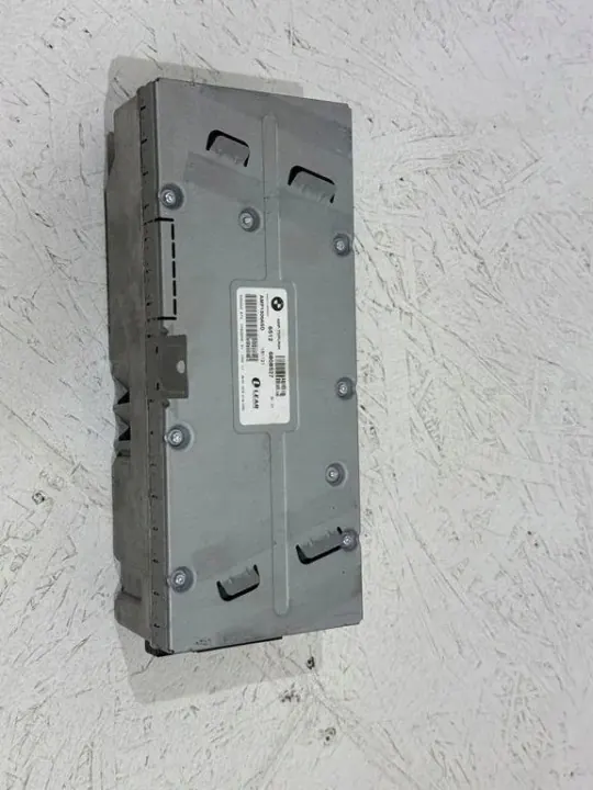 BMW OEM 6808527 Bang & Olufsen Förstärkare - Begagnad image 3