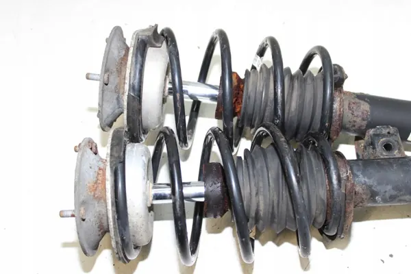 BMW E92 E93 318I N43 Etujousimet Pari OEM image 3