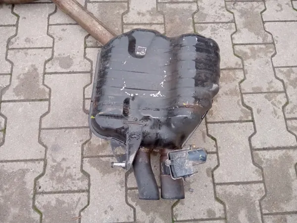 Audi OE 8K0253211C Silenciador Central - Usado image 7