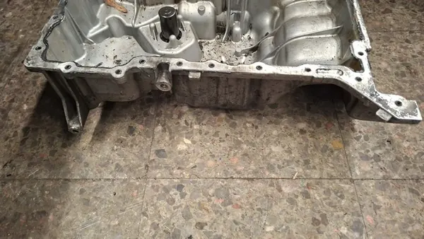 Oljetank Mercedes-Benz A2700140000 image 2