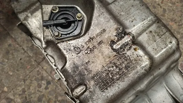 Oljetank Mercedes-Benz A2700140000 image 5