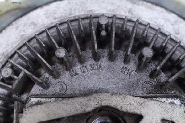 VW CRAFTER 12-16 Kylarrubrik 03L121301A image 3