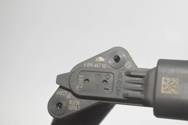 Sensor de nivel trasero derecho OEM 37146895467 BMW iX3 image 5