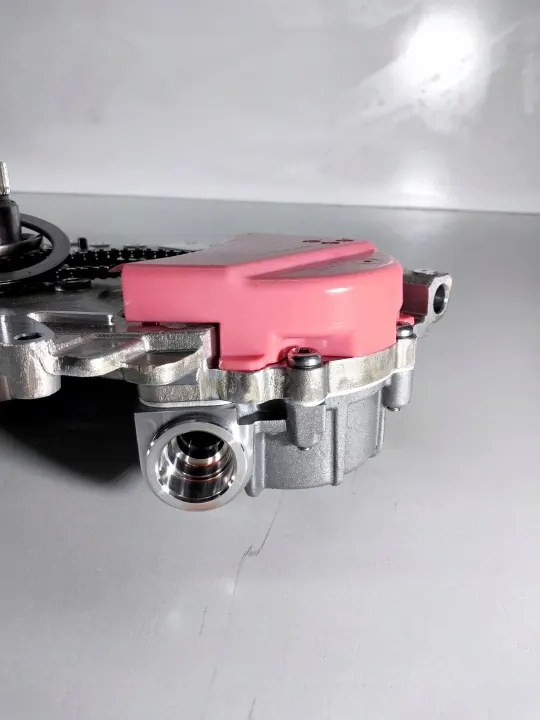 Pompe à huile Ford 8F35 OEM 105.04 - Usagée, Démontée image 3