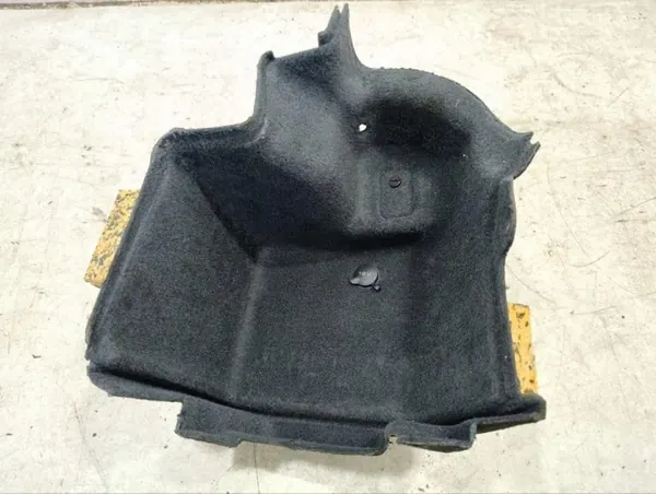 Maserati GranTurismo 2011 rechter kofferbakvoering OEM 083089406 image 2