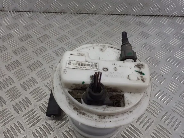 Brandstofpomp Drijver Dacia Sandero 1.4 8200903683 image 4