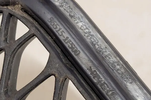 Grelha de Farol Kia Sportage 2010 865151F500 image 3