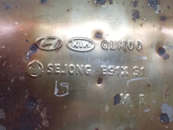 Kia OE QLM00 Begagnad avgasljuddämpare image 5