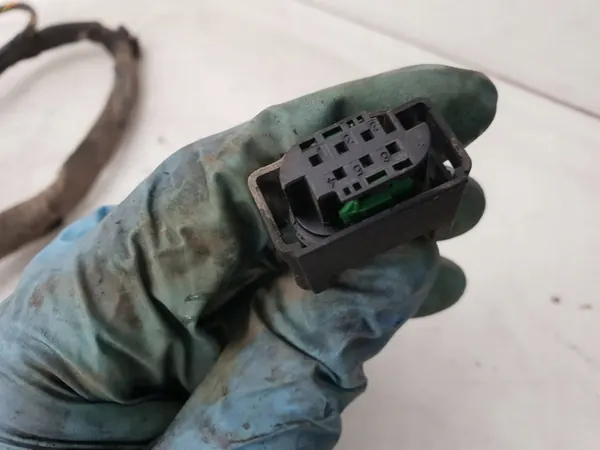 Contrôleur de pompe d'injection Volvo XC70 image 8