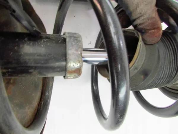 Molas de rebaixamento Suzuki Kizashi OEM 28829VA 28929HA image 3