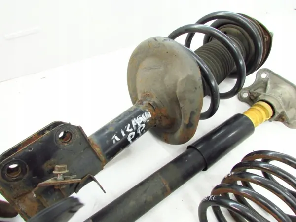 Molas de rebaixamento Suzuki Kizashi OEM 28829VA 28929HA image 9